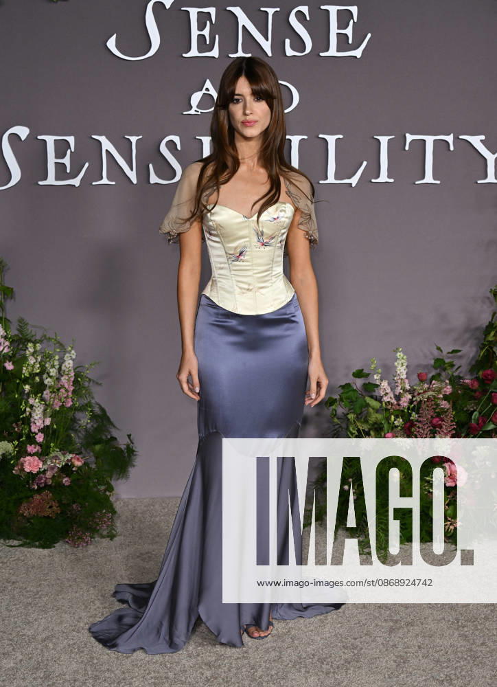 ˜Sense and Sensibility Los Angeles Premiere Daisy Edgar-Jones arriving at the Sense and Sensibility Los Angeles premiere held at the United Theatre in Los Angeles, Ca. on October 7, 2026. Los Angeles United Theatre California USA
