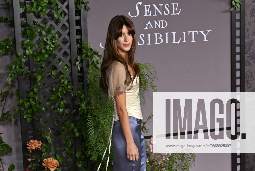 ˜Sense and Sensibility Los Angeles Premiere Daisy Edgar-Jones arriving at the Sense and Sensibility Los Angeles premiere held at the United Theatre in Los Angeles, Ca. on October 7, 2026. Los Angeles United Theatre California USA