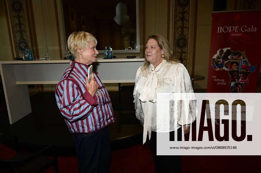 Angelika Lunzer and Kathy Kelly at the press conference and presentation of the 16th HOPE Award at the 18th HOPE Gala in Dresden at the Schauspielhaus Dresden, Dresden
