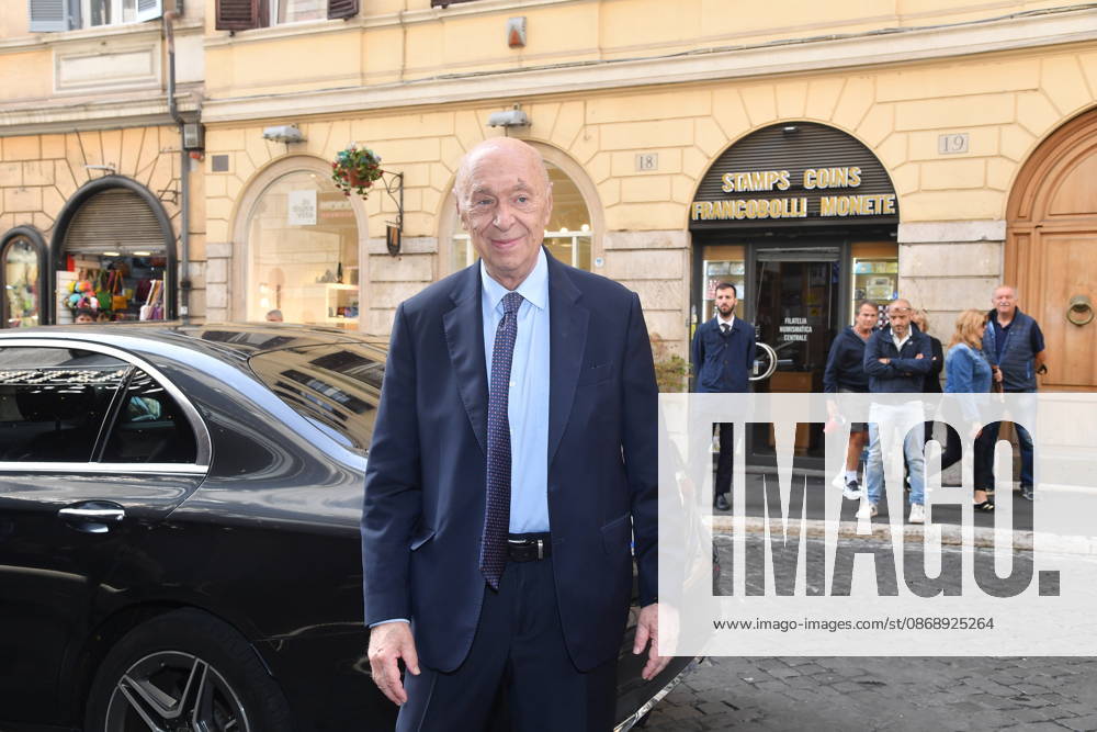 IPA89428056 - Rome, Teatro Sistina: Celebration marking the 150th anniversary of *Corriere della Sera*. Pictured: Paolo Mieli