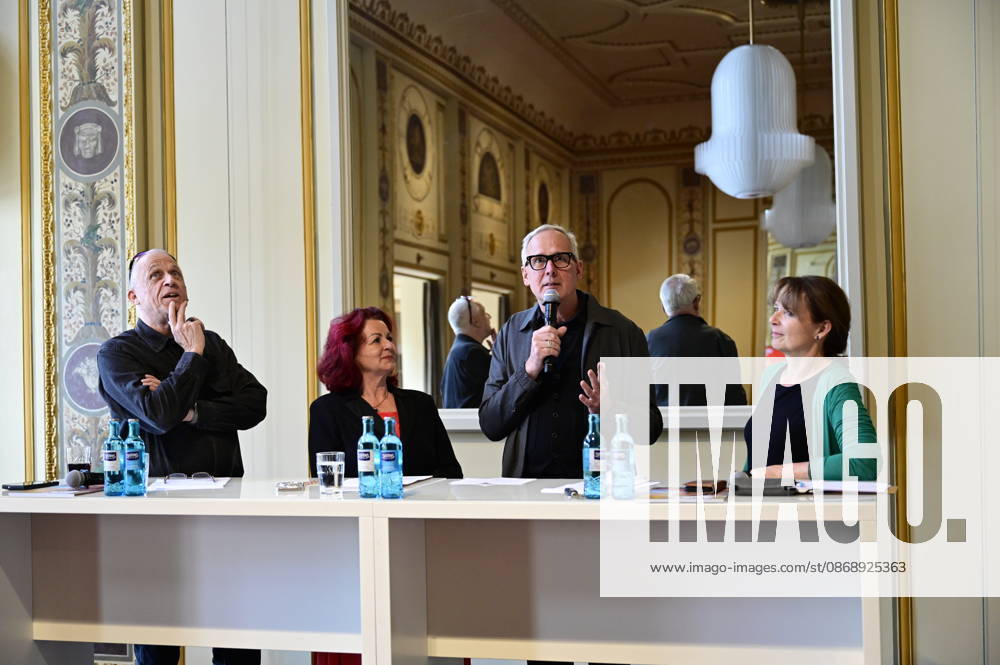 Stefan Hippler, Viola Klein, Joachim Klement, and Sabine Mutschke at the press conference and presentation of the 16th HOPE Award for the 18th HOPE Gala Dresden at the Schauspielhaus Dresden, Dresden