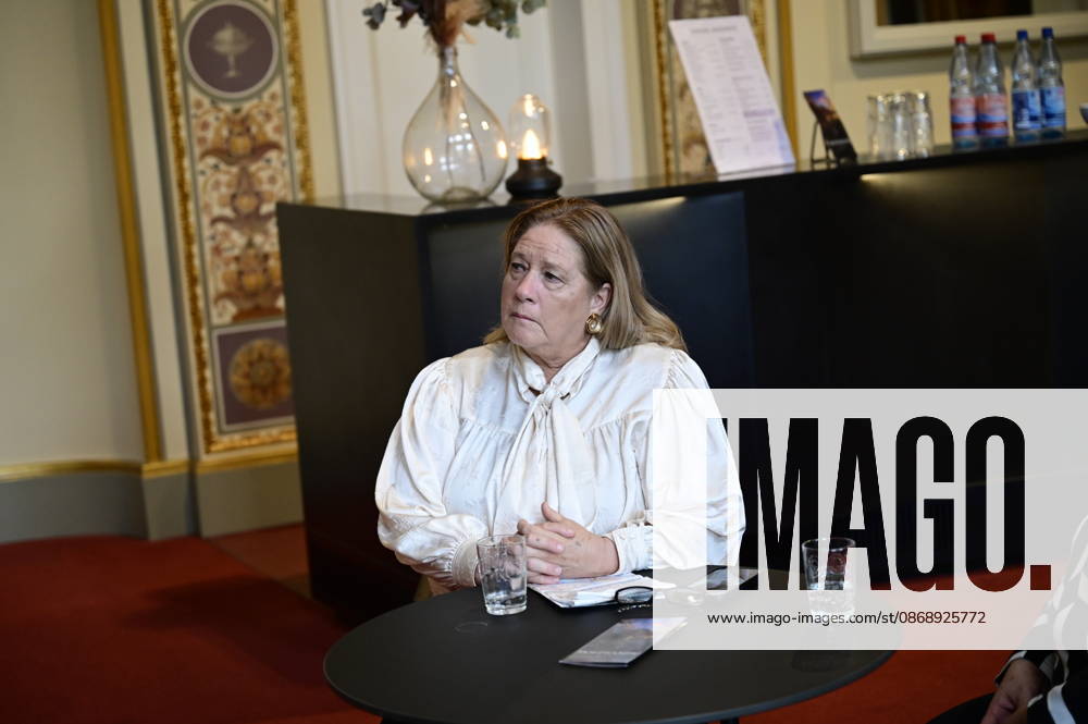 Kathy Kelly at the press conference and presentation of the 16th HOPE Award for the 18th HOPE Gala Dresden at the Schauspielhaus Dresden, Dresden