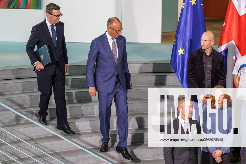 Exchange of the instruments of ratification of the Kensington Treaty by Federal Chancellor Friedrich Merz (CDU) and the Prime Minister of the United Kingdom of Great Britain and Northern Ireland, Andrew Burnham Exchange of the instruments of ratification of the Kens