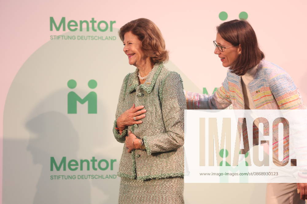 Queen Silvia of Sweden Presents Award on Mainau Island, Konstanz, Mainau, 0810 2026 Her Majesty Queen Silvia of Sweden presents the Mentor Award at a ceremony marking the 10th anniversary of the Mentor Foundation Germany in Baden-Württemberg, Germany