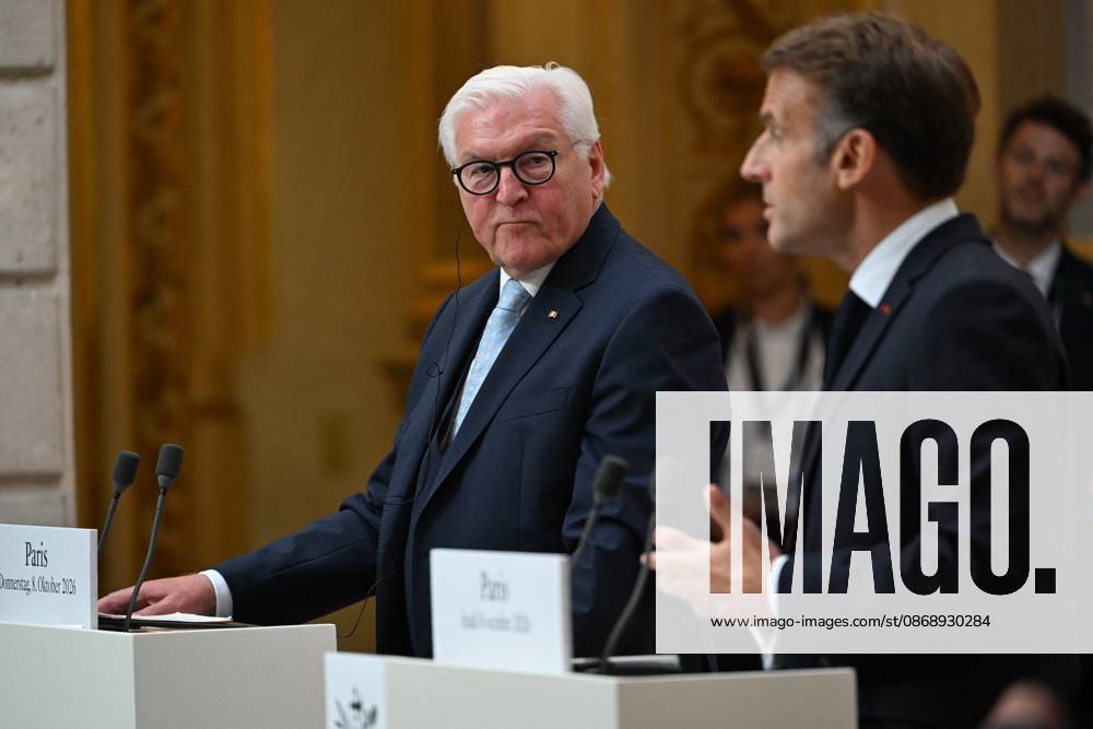 French And German Presidents Press Conference - Paris French President Emmanuel Macron and German President Frank Walter Steinmeier hold a joint press conference at the Elysee Palace in Paris, France on Undated. Photo by Eric Tschaen Pool ABACAPRESS.COM PARIS IDF France