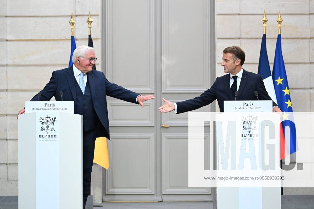 French And German Presidents Press Conference - Paris French President Emmanuel Macron and German President Frank Walter Steinmeier hold a joint press conference at the Elysee Palace in Paris, France on Undated. Photo by Eric Tschaen Pool ABACAPRESS.COM PARIS IDF France