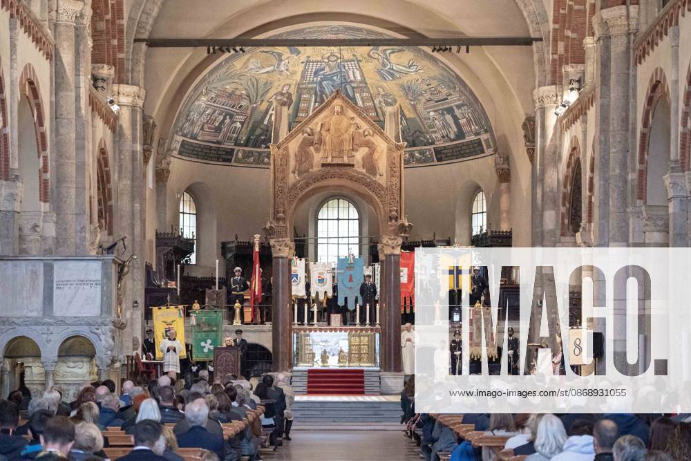 IPA89429919 - Milan, October 8, 1926, Basilica of St. Ambrose, Eucharistic celebration marking the 25th anniversary of the Linate plane crash