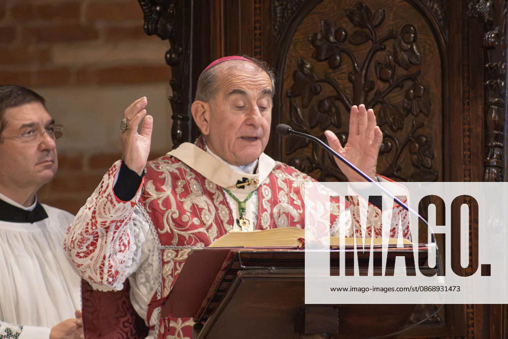 IPA89429916 - Milan, October 8, 26, Basilica of St. Ambrose, Eucharistic celebration marking the 25th anniversary of the Linate plane crash Pictured: Mario Delpini, Archbishop of Milan