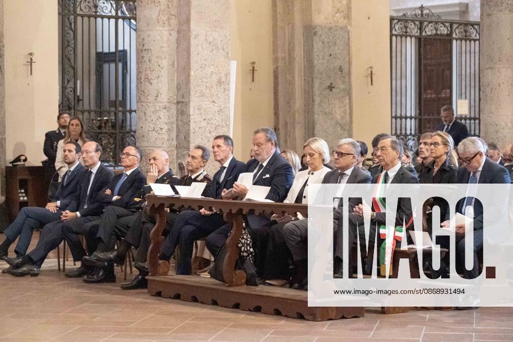 IPA89429945 - Milan, October 8, 26, Basilica of St. Ambrose, Eucharistic celebration marking the 25th anniversary of the Linate plane crash