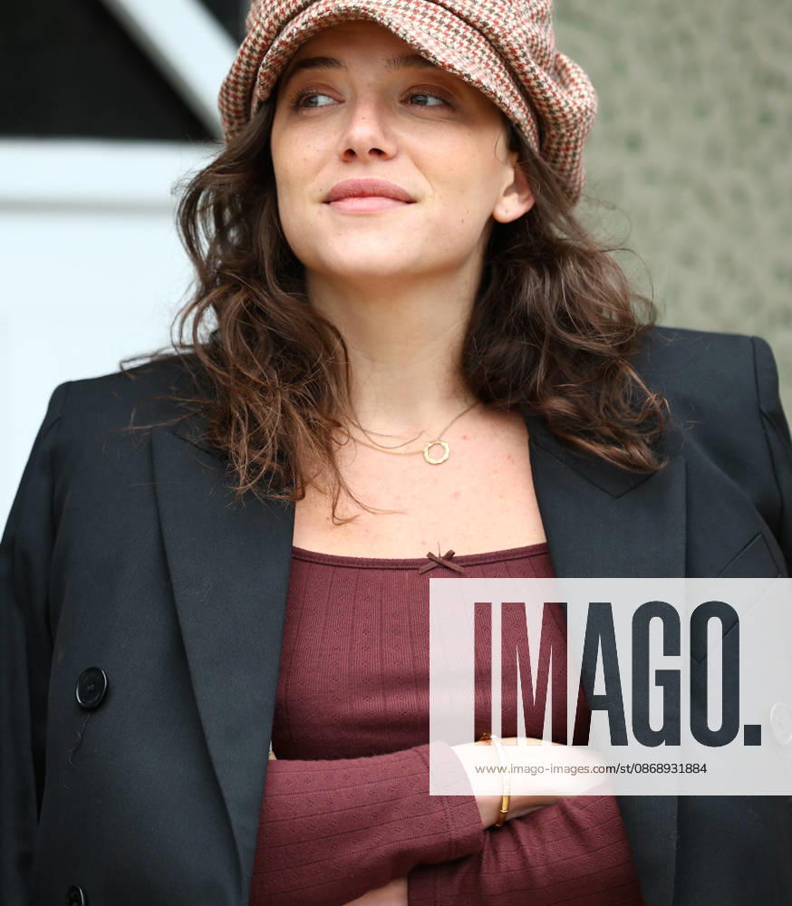 ZOE ADJANI poses during the cabin inauguration during the 37th Dinard British and Irish Film Festival in Dinard, France. Dinard France - ZUMAc179 20261008_zep_c179_024