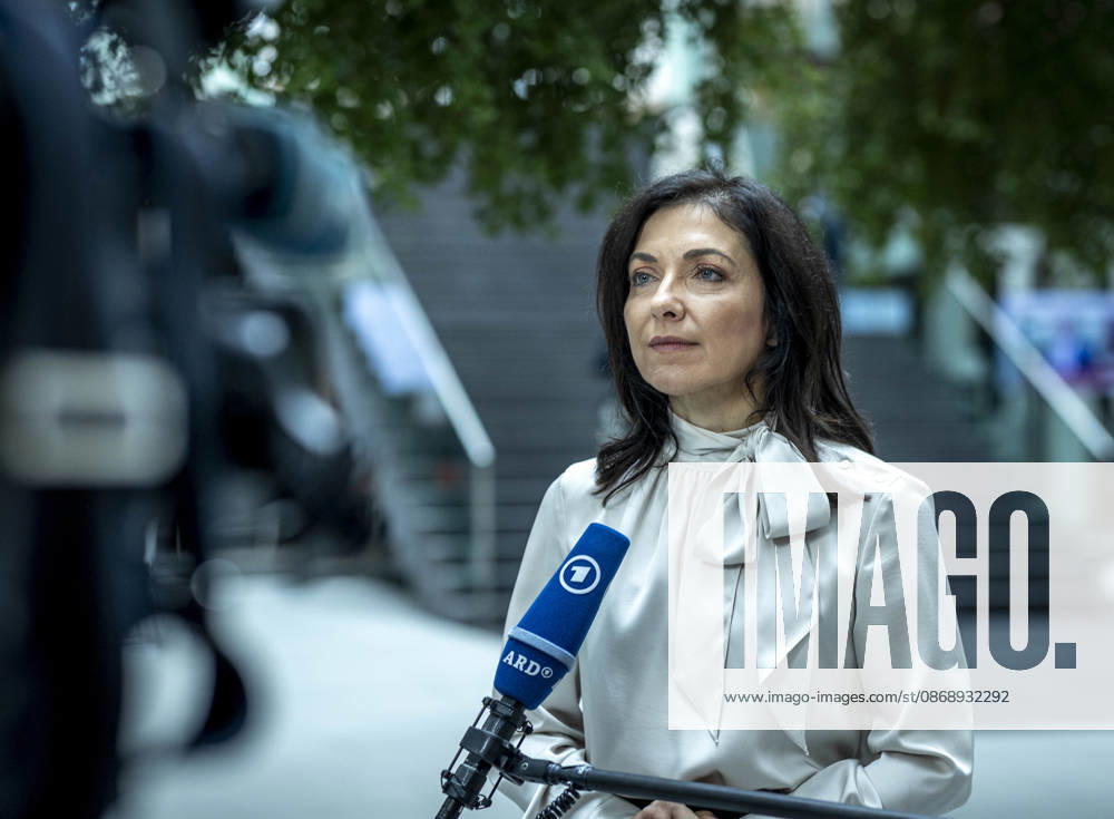 Katherina Reiche, Federal Minister of Economic Affairs and Energy, presents the federal government s Fall 2026 Economic Forecast at a federal press conference in Berlin on October 8, 2026, Berlin, Germany