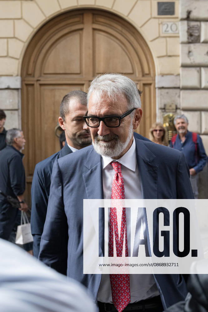 IPA89429511 - Lazio Region President Francesco Rocca upon arrival at the Teatro Sistina for the celebrations marking the 150th anniversary of *Corriere della Sera*, in Rome, Italy, on October 8, 2026. Flavio Brancaleone Fotogramma