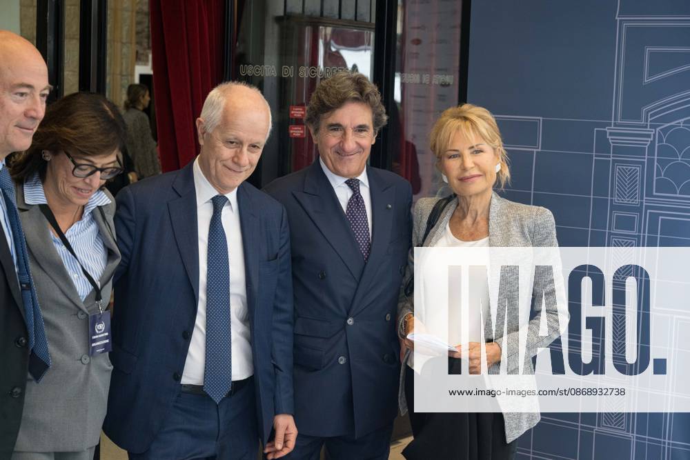 IPA89429538 - Aldo Cazzullo; Fiorenza Sarzanini; Luciano Fontana; Urbano Cairo, and Lilli Gruber arriving at the Teatro Sistina for the celebrations marking the 150th anniversary of the *Corriere della Sera*, in Rome, Italy, on October 8, 2026. Flavio Brancaleone Fotogramma
