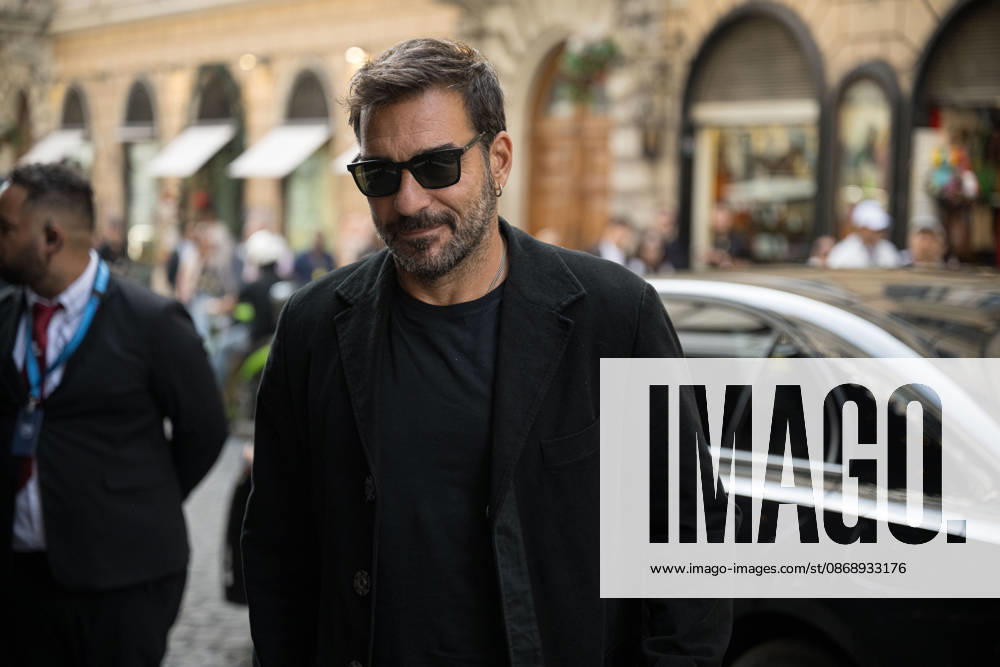 IPA89429594 - Actor Edoardo Leo arriving at the Teatro Sistina for the celebrations marking the 150th anniversary of the Corriere della Sera, in Rome, Italy, on October 8, 2026. Flavio Brancaleone Fotogramma