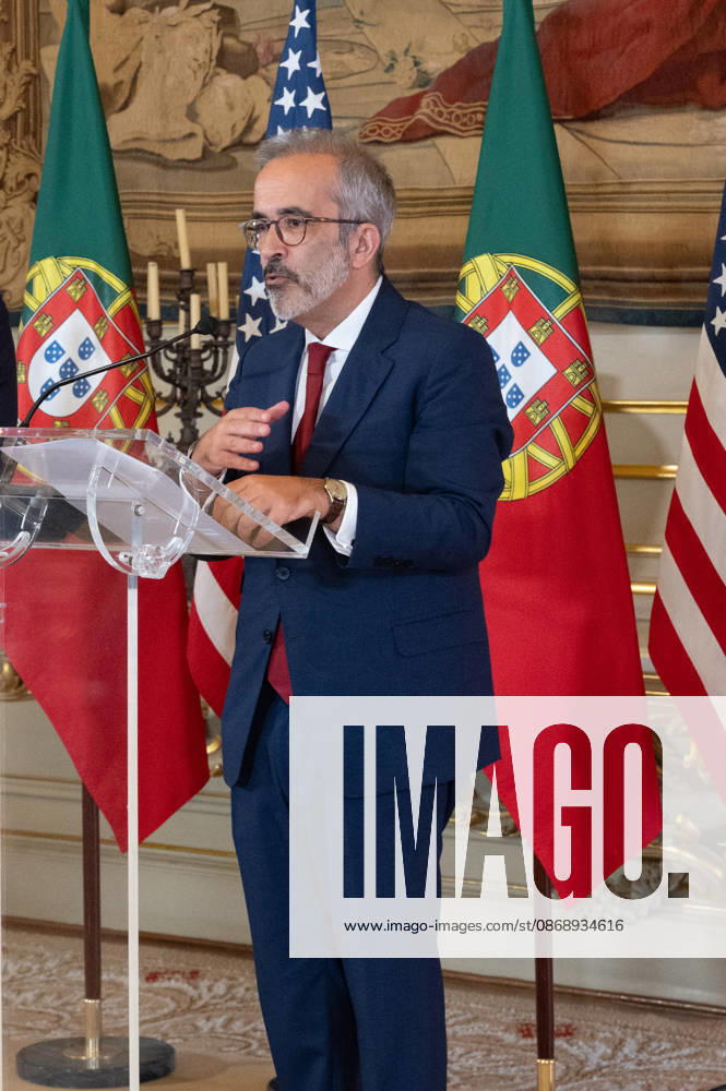 Portugal s Minister of State and Foreign Affairs PAULO RANGEL speaks at a lectern during a joint press conference with U.S. Secretary of State MARCO RUBIO at Palacio das Necessidades in Lisbon, Portugal, on October 8, 2026. The media appearance follows their bilateral meeting during RUBIO s visit to Lisbon. Lisbon Portugal - ZUMAr238 20261008_zip_r238_007