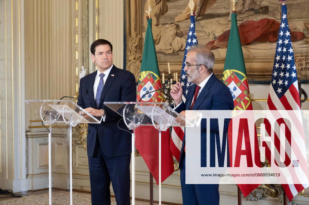 Portuguese Minister of State and Foreign Affairs PAULO RANGEL speaks and gestures at a lectern during a joint press conference with U.S. Secretary of State MARCO RUBIO at the Palacio das Necessidades in Lisbon, Portugal, on October 8, 2026. The media appearance follows their bilateral meeting during Rubio s visit to discuss defense, economic and technology cooperation. Lisbon Portugal - ZUMAr238 20261008_zip_r238_008