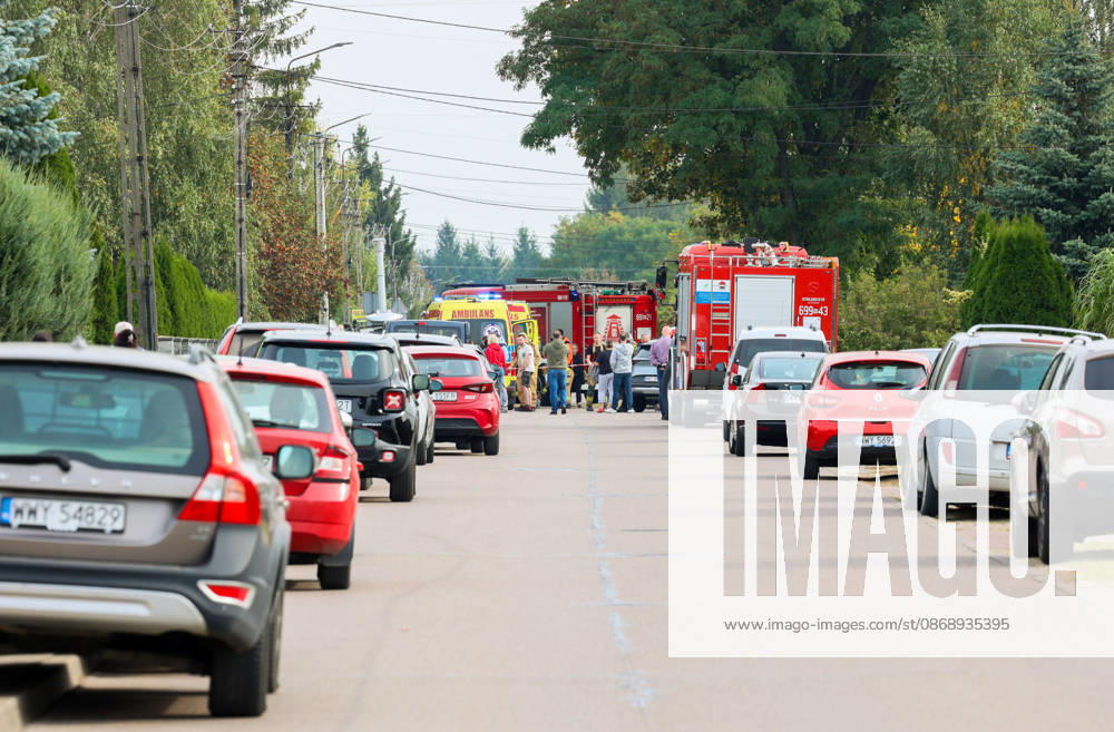 Stabbing attack at a primary school in Poland Photo: Wojciech Olkusnik East News Emergency services are seen at the site after a knife attack at the local primary school on October 8, 2026 in the village of Leszczydol-Nowiny in central Poland, approximately 60 km north-east of Warsaw. A 15-year-old school graduate entered the building armed with a knife and fatally stabbed the janitor and wounded two teachers trying to overpower him. According to the police the perpetrator was wearing a helmet with a camera and planned to record the attack. A day earlier a stabbing attack, where nine people were wounded, occurred in a vocational school in the town of Ostroleka, 50 km north of today s site. EN_01685559_0008