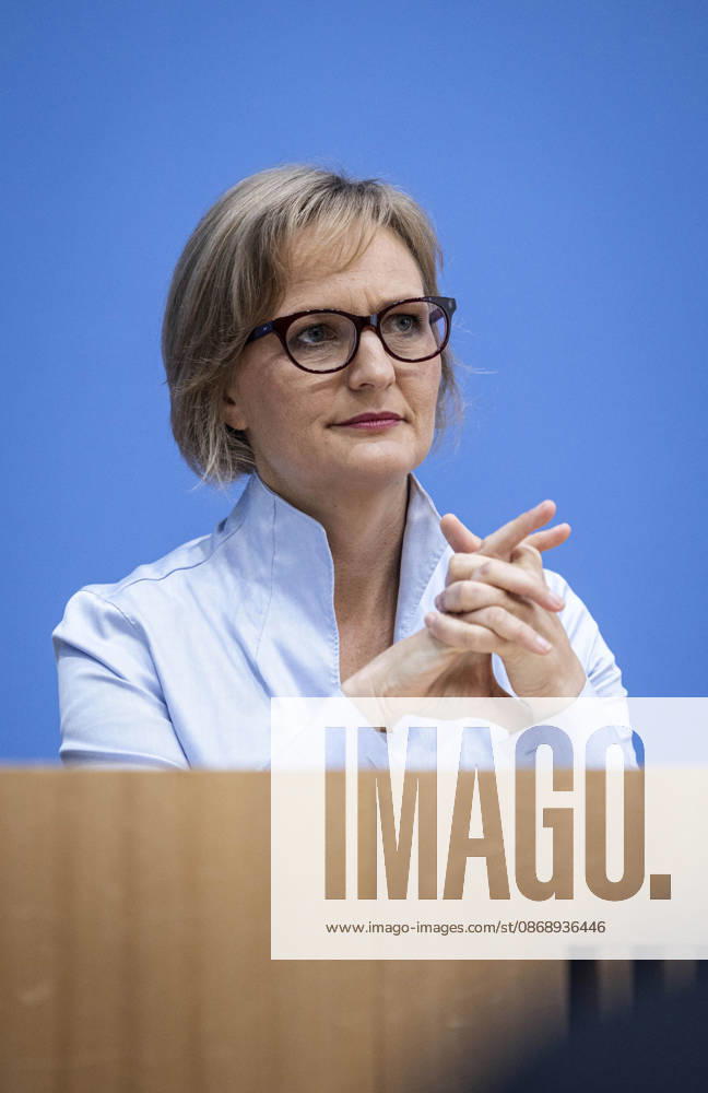 Franziska Brantner, co-chair of Alliance 90 The Greens, photographed during the press conference to present the flagship proposal Our Plan for Germany, Berlin, October 8, 2026, Berlin, Germany