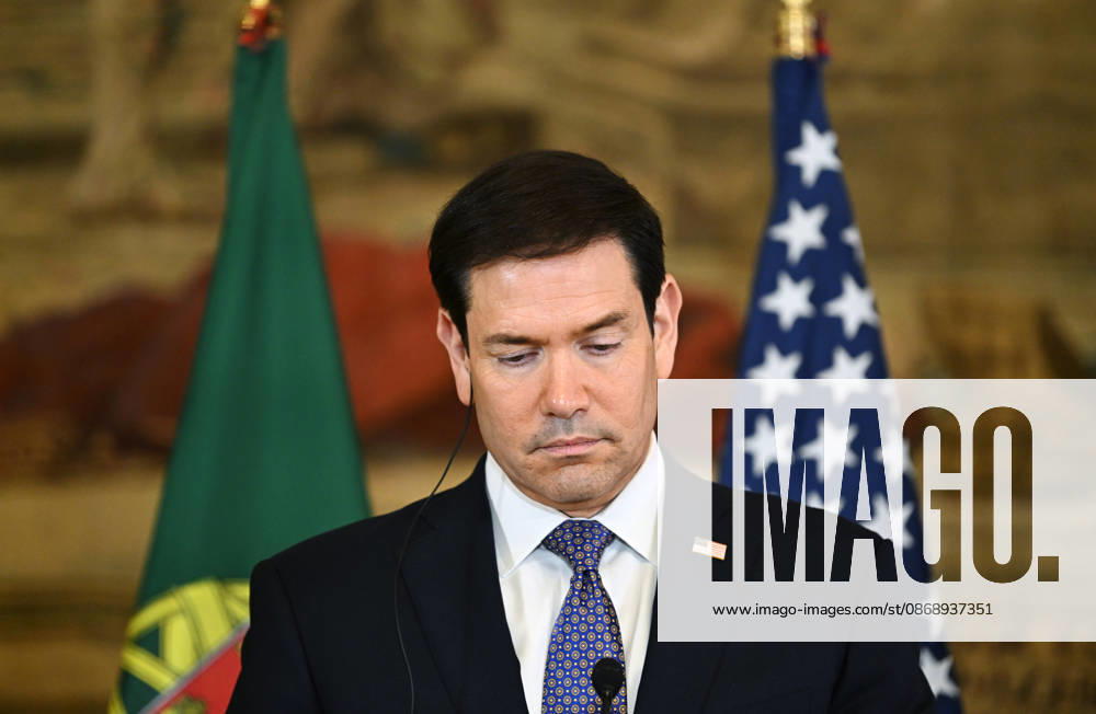 Marco Rubio - Paulo Rangel joint press conference in Lisbon LISBON, PORTUGAL - OCTOBER 8: US Secretary of State Marco Rubio and Portugal s Foreign Minister Paulo Rangel (not seen) give a joint press conference at the Necessidades Palace, the Portuguese foreign ministry, in Lisbon on October 8, 2026. Zed Jameson Anadolu Lisbon Portugal. Editorial use only. Please get in touch for any other usage.