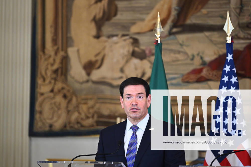 Marco Rubio - Paulo Rangel joint press conference in Lisbon LISBON, PORTUGAL - OCTOBER 8: US Secretary of State Marco Rubio and Portugal s Foreign Minister Paulo Rangel (not seen) give a joint press conference at the Necessidades Palace, the Portuguese foreign ministry, in Lisbon on October 8, 2026. Zed Jameson Anadolu Lisbon Portugal. Editorial use only. Please get in touch for any other usage.