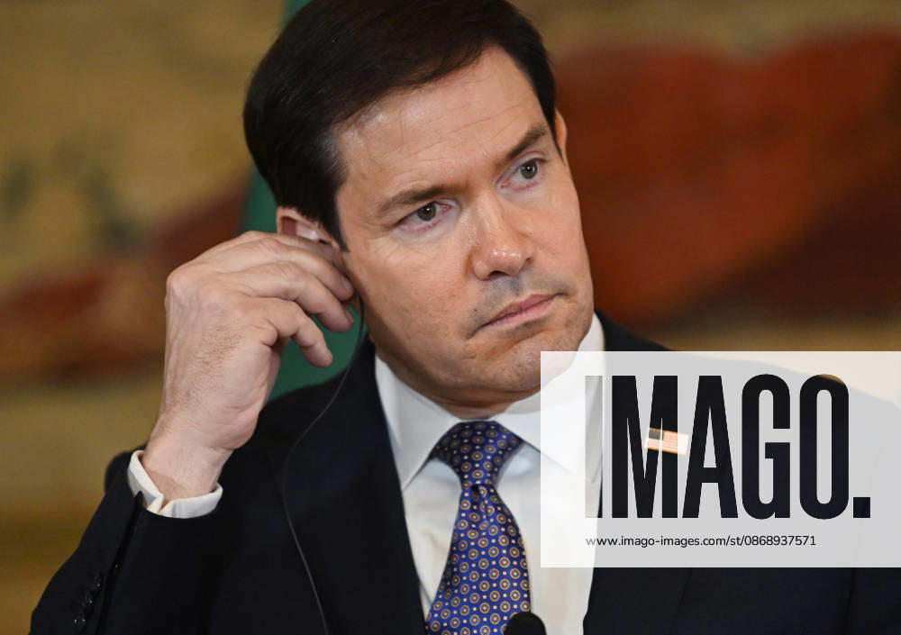 Marco Rubio - Paulo Rangel joint press conference in Lisbon LISBON, PORTUGAL - OCTOBER 8: US Secretary of State Marco Rubio and Portugal s Foreign Minister Paulo Rangel (not seen) give a joint press conference at the Necessidades Palace, the Portuguese foreign ministry, in Lisbon on October 8, 2026. Zed Jameson Anadolu Lisbon Portugal. Editorial use only. Please get in touch for any other usage.