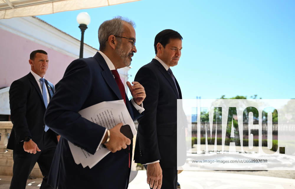 US Secretary of State Marco Rubio visits Portugal LISBON, PORTUGAL - OCTOBER 8: US Secretary of State Marco Rubio (R) and Portuguese Foreign Minister Paulo Rangel (C) hold a joint press conference at the Necessidades Palace, home to Portugal s Foreign Ministry, in Lisbon, Portugal, on October 8, 2026. Zed Jameson Anadolu Lisbon Portugal. Editorial use only. Please get in touch for any other usage.