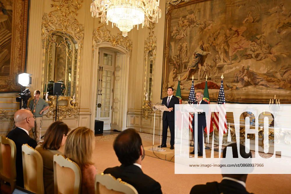 US Secretary of State Marco Rubio visits Portugal LISBON, PORTUGAL - OCTOBER 8: US Secretary of State Marco Rubio (L) and Portuguese Foreign Minister Paulo Rangel (R) hold a joint press conference at the Necessidades Palace, home to Portugal s Foreign Ministry, in Lisbon, Portugal, on October 8, 2026. Zed Jameson Anadolu Lisbon Portugal. Editorial use only. Please get in touch for any other usage.