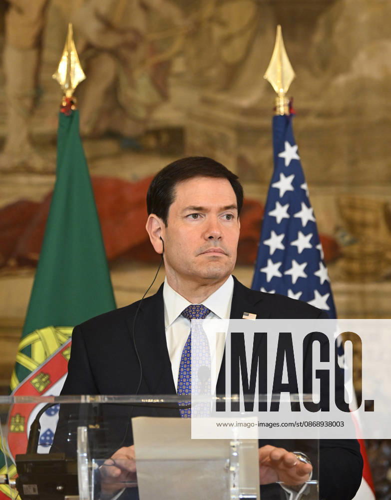 US Secretary of State Marco Rubio visits Portugal LISBON, PORTUGAL - OCTOBER 8: US Secretary of State Marco Rubio and Portuguese Foreign Minister Paulo Rangel (not seen) hold a joint press conference at the Necessidades Palace, home to Portugal s Foreign Ministry, in Lisbon, Portugal, on October 8, 2026. Zed Jameson Anadolu Lisbon Portugal. Editorial use only. Please get in touch for any other usage.