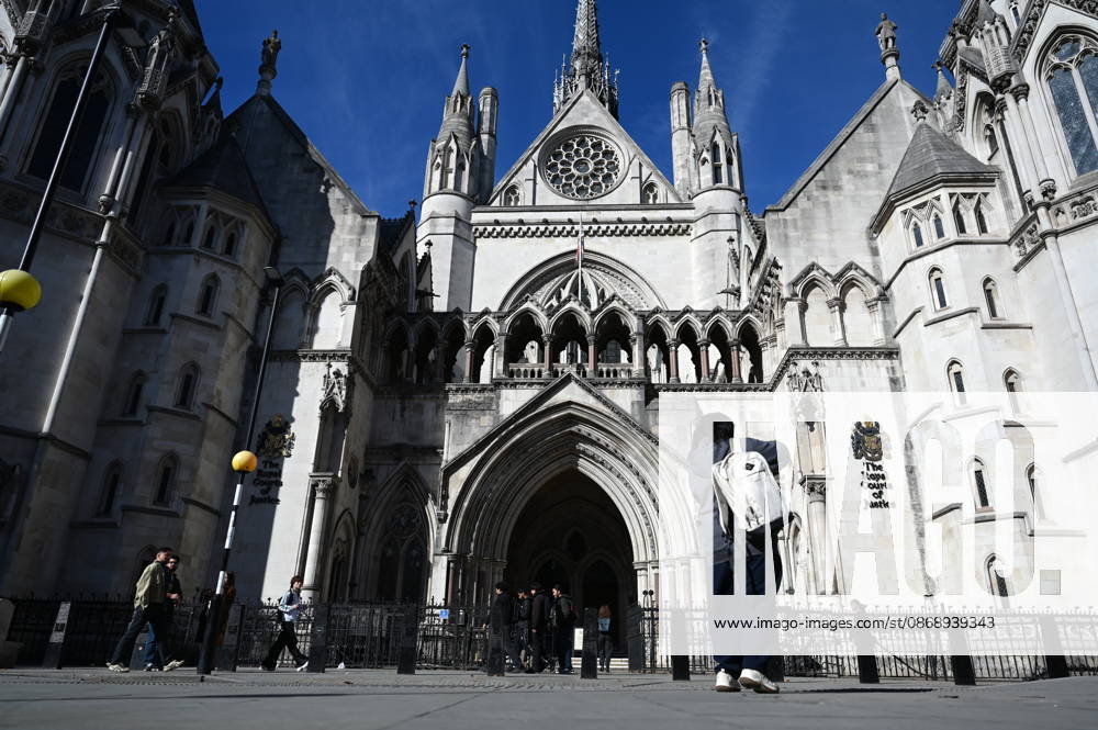 Royal Courts of Justice seen ahead of Andrew Mountbatten-Windsor s hearing LONDON, UNITED KINGDOM - OCTOBER 8: A view of the Royal Courts of Justice, where the hearing of Andrew Mountbatten-Windsor s legal challenge against search warrants related to his arrest over his alleged links to Jeffrey Epstein is due to take place in London, United Kingdom, on October 8, 2026. Rasid Necati Aslim Anadolu London United Kingdom. Editorial use only. Please get in touch for any other usage.