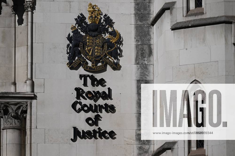Royal Courts of Justice seen ahead of Andrew Mountbatten-Windsor s hearing LONDON, UNITED KINGDOM - OCTOBER 8: A view of the Royal Courts of Justice emblem on the building, where the hearing of Andrew Mountbatten-Windsor s legal challenge against search warrants related to his arrest over his alleged links to Jeffrey Epstein is due to take place in London, United Kingdom, on October 8, 2026. Rasid Necati Aslim Anadolu London United Kingdom. Editorial use only. Please get in touch for any other usage.
