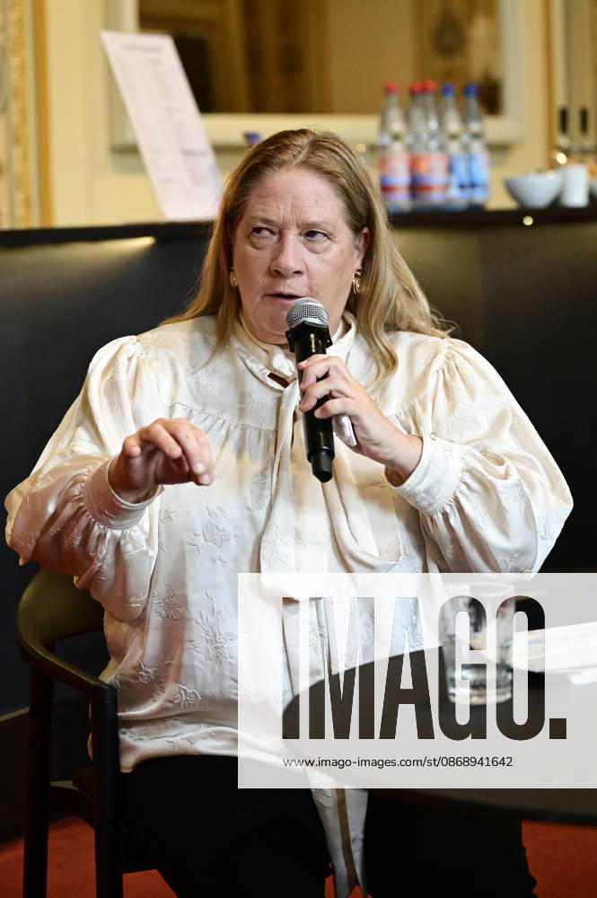 Kathy Kelly at the press conference and presentation of the 16th HOPE Award at the 18th Hope Gala 2026 at the Schauspielhaus Dresden, Dresden, October 8, 2026 Foto:xM.xWehnertx xFuturexImagex hope_pk_6003