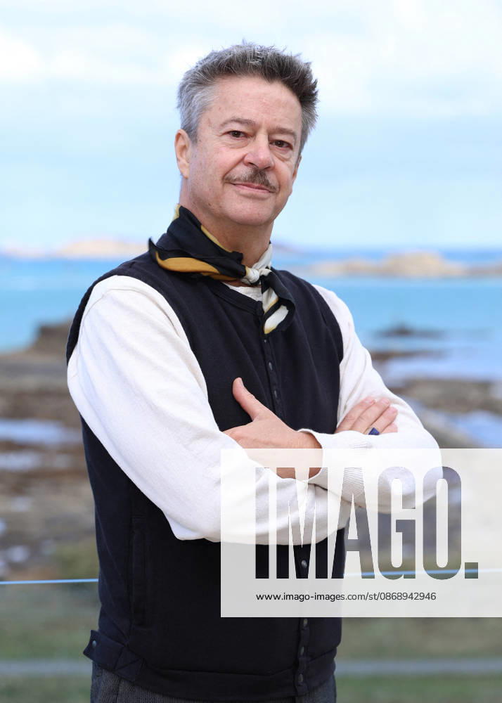 Thibault de Montalembert poses at the Emeria Hotel during the 37th Dinard British and Irish Film Festival, France, on October 8, 2026. Denis Guignebourg, Bestimage. 37th Dinard British Irish Film Festival on October 8, 2026, in Dinard, France. Dinard, France