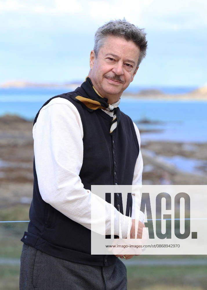 Thibault de Montalembert poses at the Emeria Hotel during the 37th Dinard British and Irish Film Festival, France, on October 8, 2026. Denis Guignebourg, Bestimage. 37th Dinard British Irish Film Festival on October 8, 2026, in Dinard, France. Dinard, France