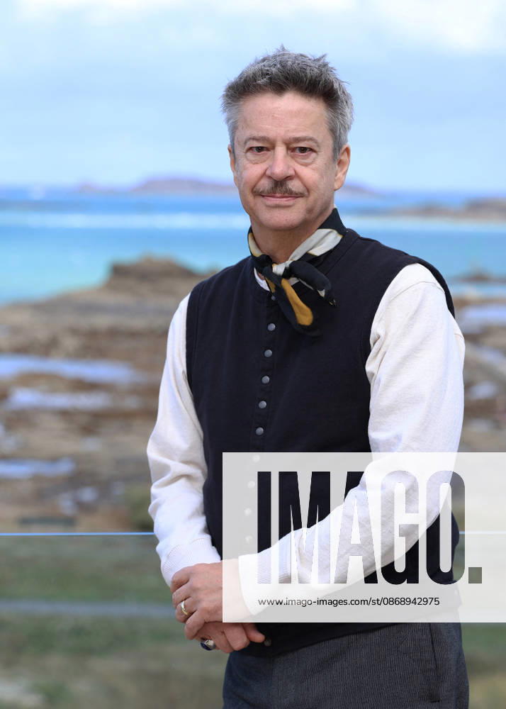 Thibault de Montalembert poses at the Emeria Hotel during the 37th Dinard British and Irish Film Festival, France, on October 8, 2026. Denis Guignebourg, Bestimage. 37th Dinard British Irish Film Festival on October 8, 2026, in Dinard, France. Dinard, France