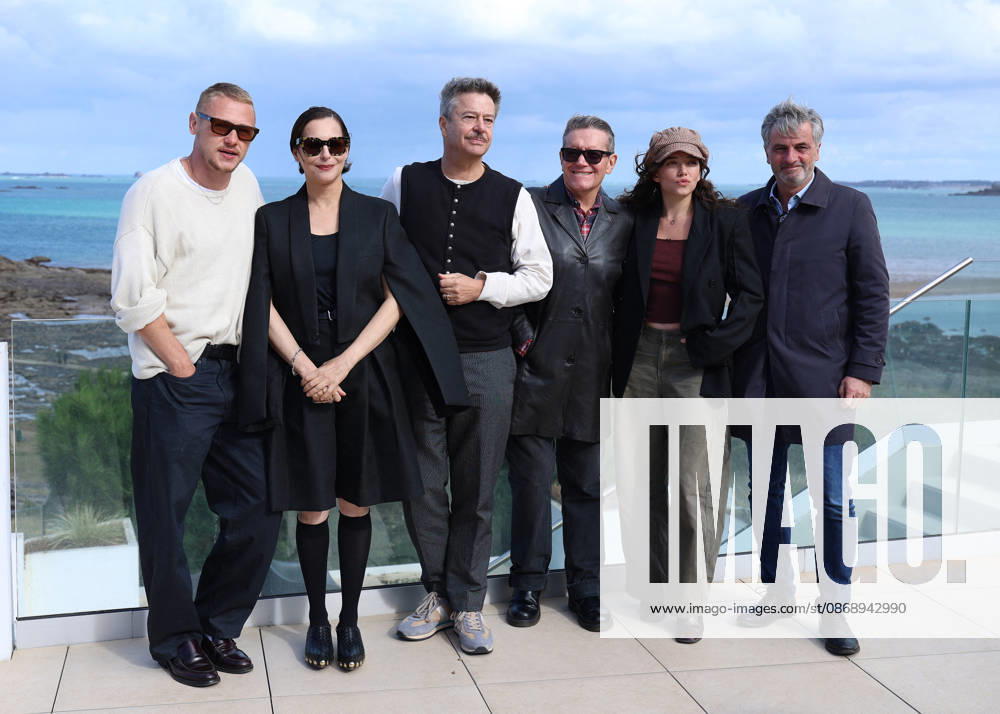 The jury—Ben Hardy, Zoe Adjani, Stephen Wooley, Amira Casar, and Thibault de Montalembert—at the Emeria Hotel during the 37th Dinard British and Irish Film Festival, France, on October 8, 2026. Denis Guignebourg Bestimage 37th Dinard British Irish Film Festival on October 8, 2026, in Dinard, France. Dinard, France