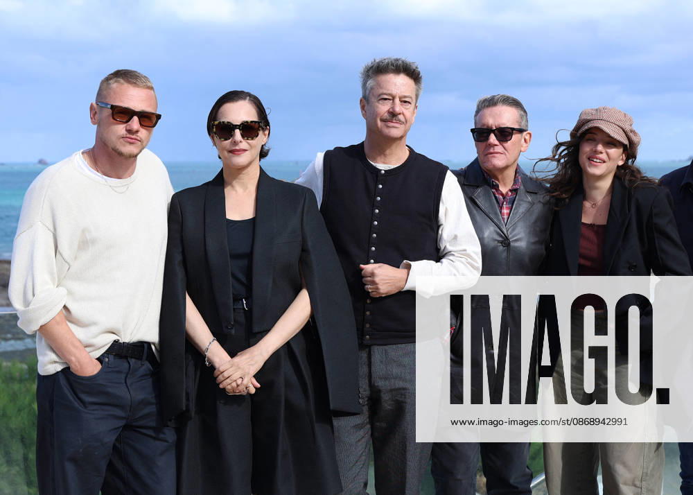 The jury—Ben Hardy, Zoe Adjani, Stephen Wooley, Amira Casar, and Thibault de Montalembert—at the Emeria Hotel during the 37th Dinard British and Irish Film Festival, France, on October 8, 2026. Denis Guignebourg Bestimage 37th Dinard British Irish Film Festival on October 8, 2026, in Dinard, France. Dinard, France