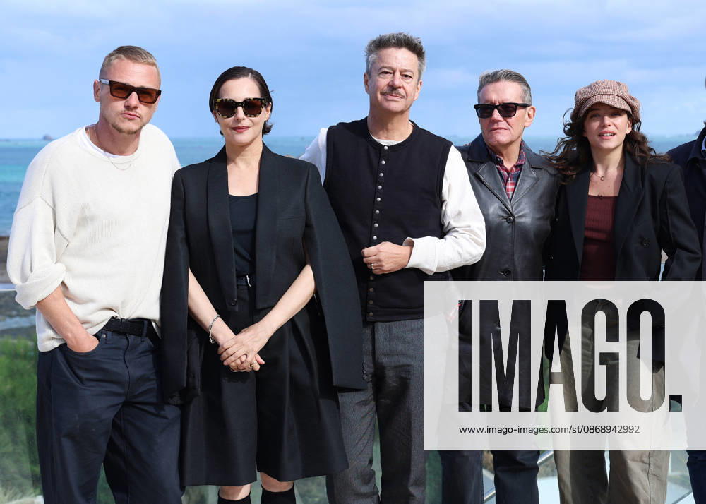 The jury—Ben Hardy, Zoe Adjani, Stephen Wooley, Amira Casar, and Thibault de Montalembert—at the Emeria Hotel during the 37th Dinard British and Irish Film Festival, France, on October 8, 2026. Denis Guignebourg Bestimage 37th Dinard British Irish Film Festival on October 8, 2026, in Dinard, France. Dinard, France