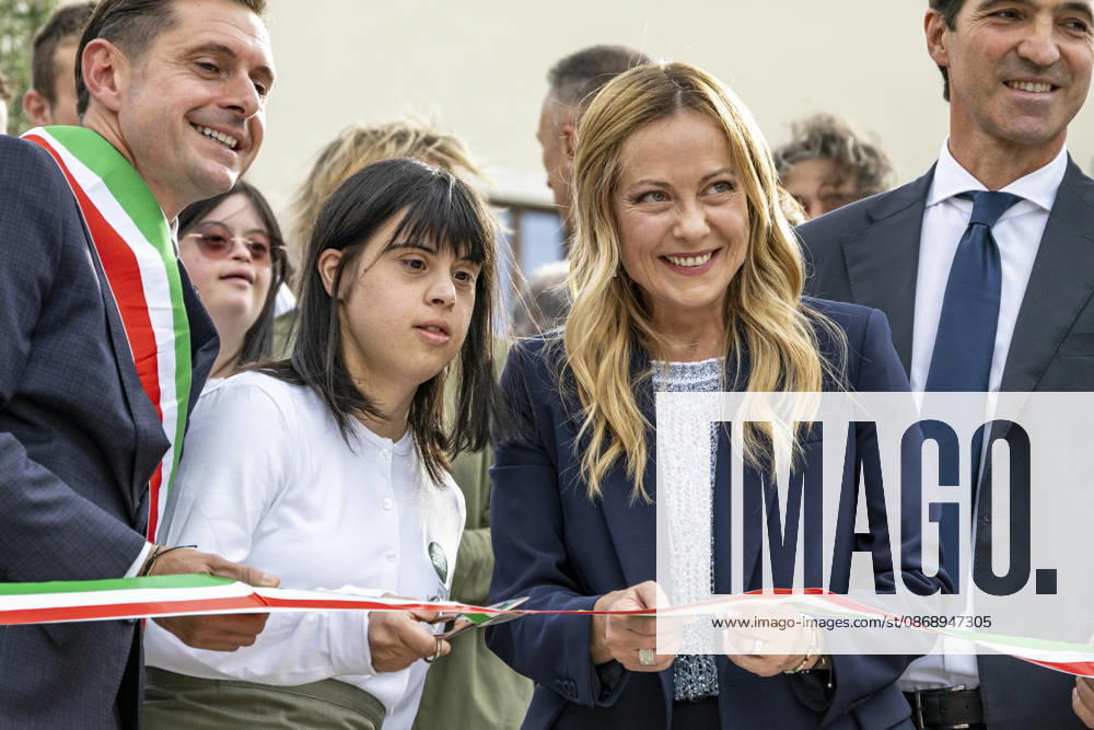 IPA89434806 - ASCOLI PICENO, ITALY OCTOBER 8, 2026: Prime Minister Giorgia Meloni attends the presentation and inauguration ceremony for the Palazzo Saladini Pilastri complex and its monumental park in Ascoli Piceno. The restoration project is part of the PINQuA program for urban regeneration and the enhancement of the citys historical heritage. (Photo: Andrea Vagnoni IPA Agency)