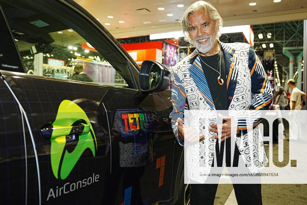 Video game designer and Tetris co-founder HENK ROGERS at 2026 New York Comic Con at the Javits Center on October 8, 2026 in New York. HENK ROGERS is on had to welcome the next evolution of Tetris as it moves into the dashboard of a 2027 Volkswagen Atlas. Volkswagen is bringing Tetris to its vehicles through AirConsole, an in car gaming platform that turns the vehicle s infotainment screen into a gaming display, with smartphones serving as the controllers. The games are designed to be played while the vehicle is parked, creating a new kind of entertainment experience inside the car. New York USA - ZUMAb148 20261008_zap_b148_009
