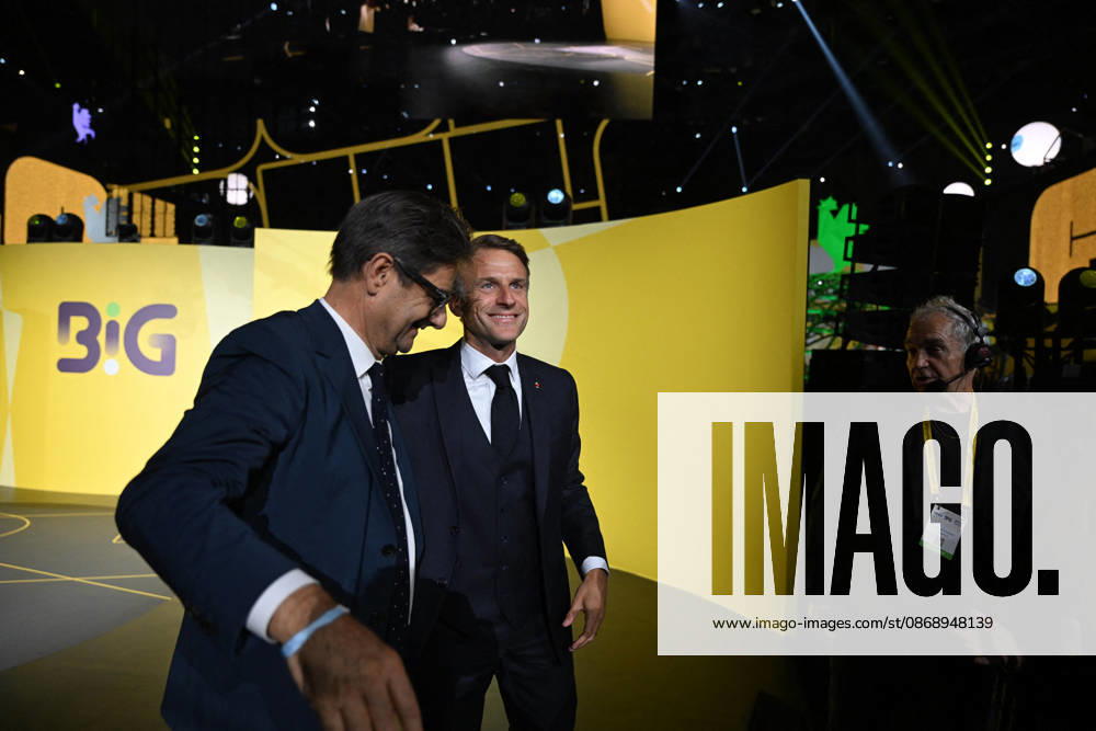 President Macron at Bpifrance Inno Generation - Paris France s President Emmanuel Macron greets General Manager of the Banque Publique d’Investissement (Bpifrance) Nicolas Dufourcq on stage during the Bpifrance Inno Generation (BIG) event, one of Europe’s largest gatherings dedicated to entrepreneurs, in Paris, France on October 8, 2026. Photo by Jeanne Accorsini Pool ABACAPRESS.COM Paris France