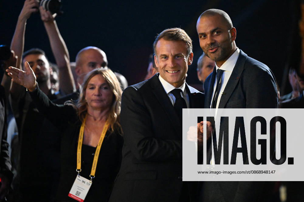 President Macron at Bpifrance Inno Generation - Paris France s President Emmanuel Macron greets basketball player Tony Parker on stage during the Bpifrance Inno Generation (BIG) event, one of Europe’s largest gatherings dedicated to entrepreneurs, in Paris, France on October 8, 2026. Photo by Jeanne Accorsini Pool ABACAPRESS.COM Paris France