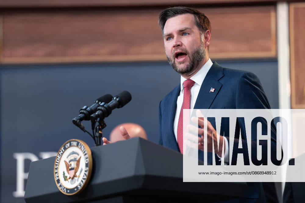 JD Vance During Immigration Program Announcement - Washington Vice President JD Vance gives remarks during an announcement in the South Court Auditorium of the Eisenhower Executive Office Building at the White House in Washington, DC, US, on Thursday, Oct. 8, 2026. The Trump administration said Thursday that it would suspend an immigration program for multiple tech firms, including Microsoft Corp., alleging widespread abuse of a worker visa system. Photo by Aaron Schwartz Pool ABACAPRESS.COM Washington District of Columbia
