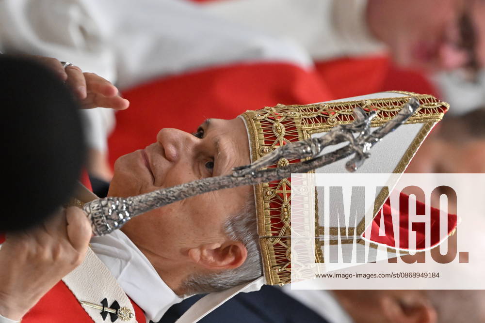 MESSA_PAPA_2026 Italy, Rome, Vatican, 2026 10 8 Pope Leo XIV celebrates Holy Mass for the academic year at the Pontifical Universities in St Peter s Basilica in the Vatican . - NO BOOKS