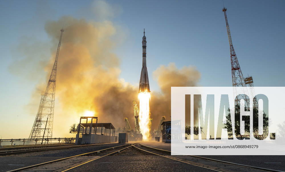 Baikonur, Kazakhstan. 14 July, 2026. A Soyuz rocket lifts off from the Baikonur Cosmodrome carrying NASA astronaut Anil Menon and Roscosmos cosmonauts Pyotr Dubrov and Anna Kikina to the International Space Station, July 14, 2026 in Baikonur, Kazakhstan. The crew docked to the station the same day. Baikonur Kazakhstan - ZUMAp138 20261008_zaa_p138_075