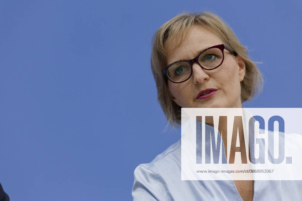 Greens Unveil Plan for Germany October 8, 2026, Germany, Berlin: Federal press conference to present the Green Party’s Bundestag caucus’s flagship resolution, Our Plan for Germany. Pictured: Franziska Brantner, Federal Chair of Alliance 90 The Greens