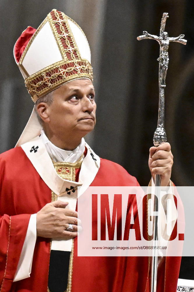 Pope Leo leads a mass for the inauguration of the academic year at the Pontificial University in Saint Peter s Square, Vatican City, 8 October 2026. ANSA RICCARDO ANTIMIANI. Vatican City Vatican City - ZUMAa110 20261008_zaf_a110_021