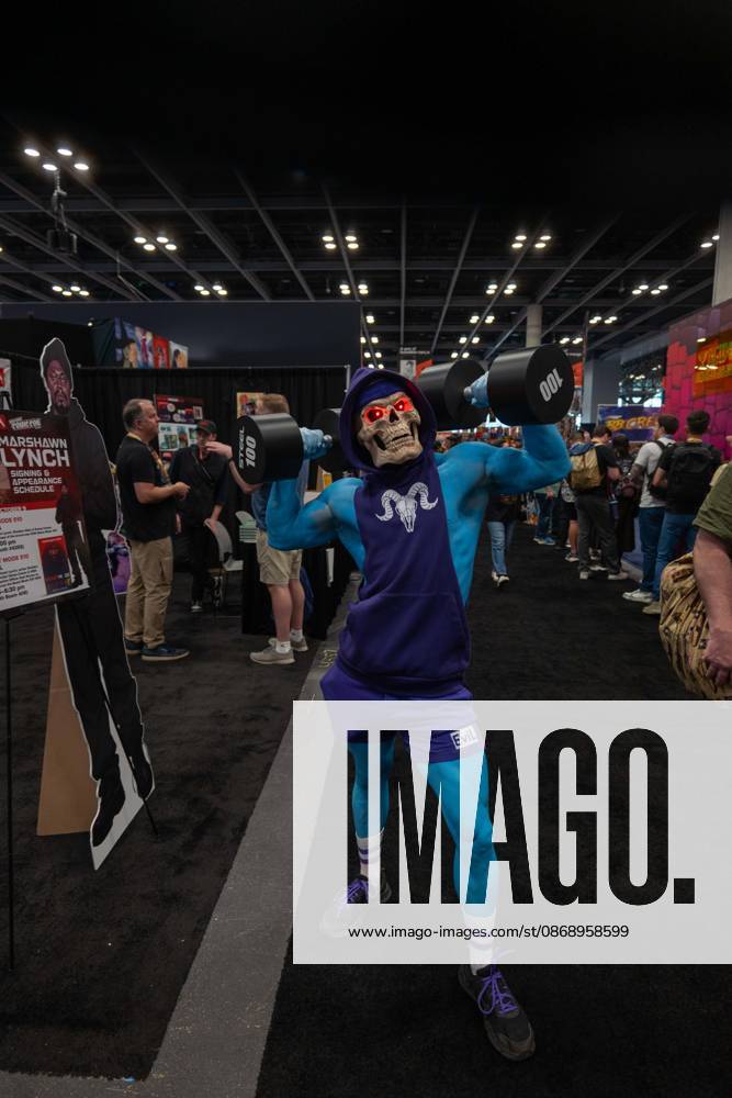 New York, NY- September 25: Atmosphere at New York City Comic Con Opening on October 8,2026 . Credit: Camara Porter . USA - ZUMAa123 20261008_zaa_a123_053