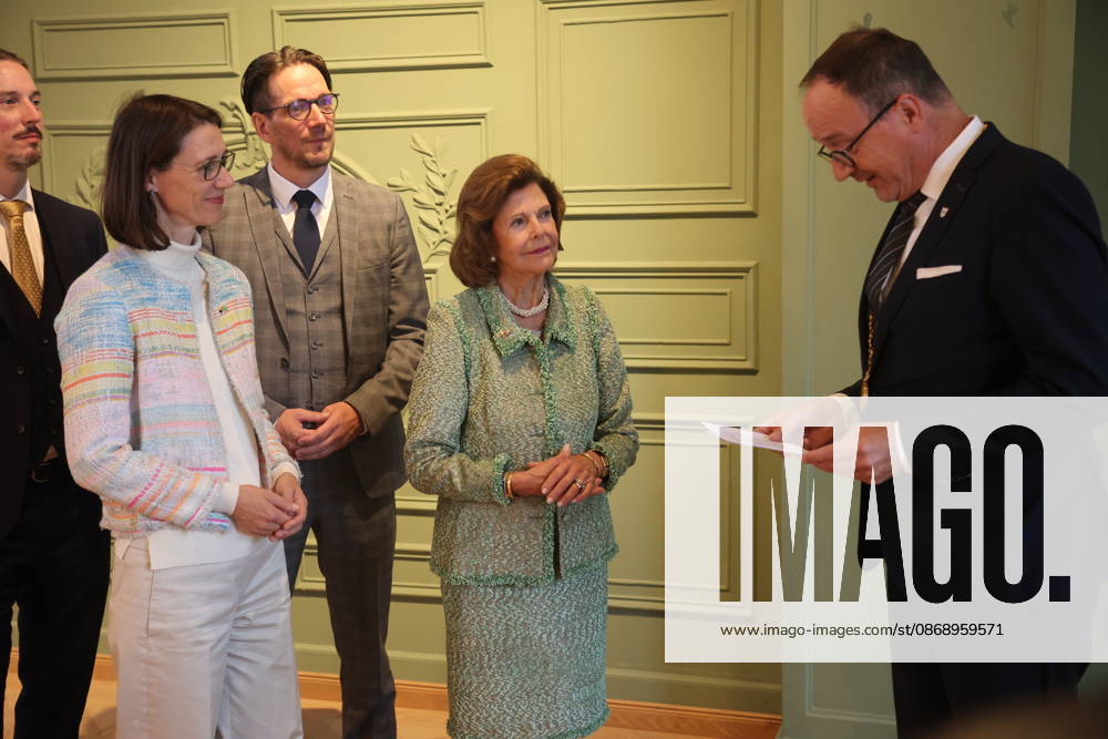Countess Bettina Bernadotte, Count Björn Bernadotte, Queen Silvia of Sweden, and Uli Burchhardt at the Mentor Foundation’s anniversary celebration on Mainau Island, Mainau
