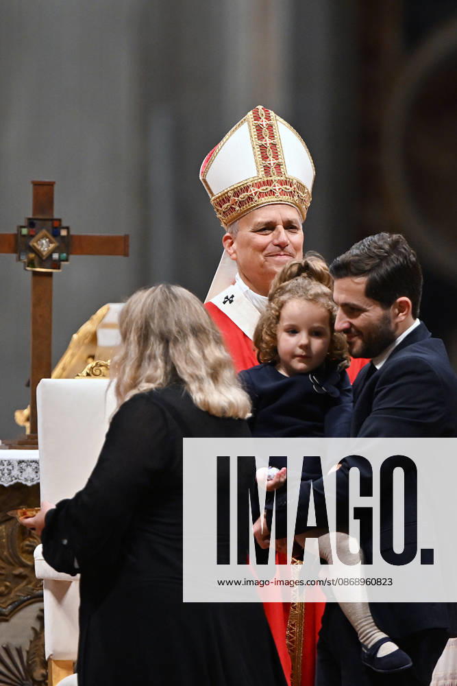 ROME - VATICAN - POPE - 2026 10 8 Italy, Rome, Vatican, 2026 10 8 Pope Leo XIV celebrates Holy Mass for the academic year at the Pontifical Universities in St Peter s Basilica in the Vatican . - NO BOOKS