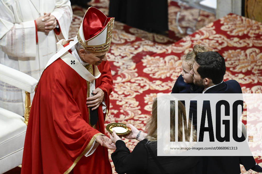 IPA89439423 - Italy, Rome, Vatican, October 8, 2026: Pope Leo XIV presides over Holy Mass for the inauguration of the academic year at the pontifical universities in St. Peter s Basilica in the Vatican. Photo by VATICAN MEDIA Catholic Press Photo